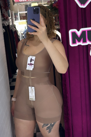 Short Levanta Glúteo Helena Con Broches